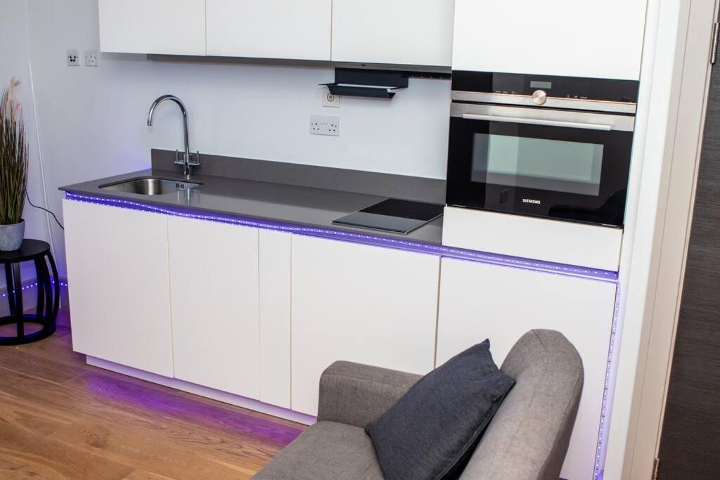 Stunning 1-Bedroom Flat In London! Exterior foto